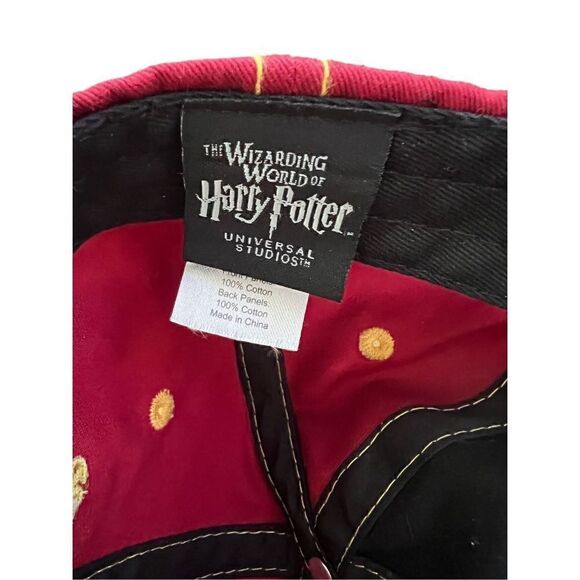 Harry Potter Wizarding World Gryffindor Black Red Hat Snapback Cap Adult - Picture 4 of 8